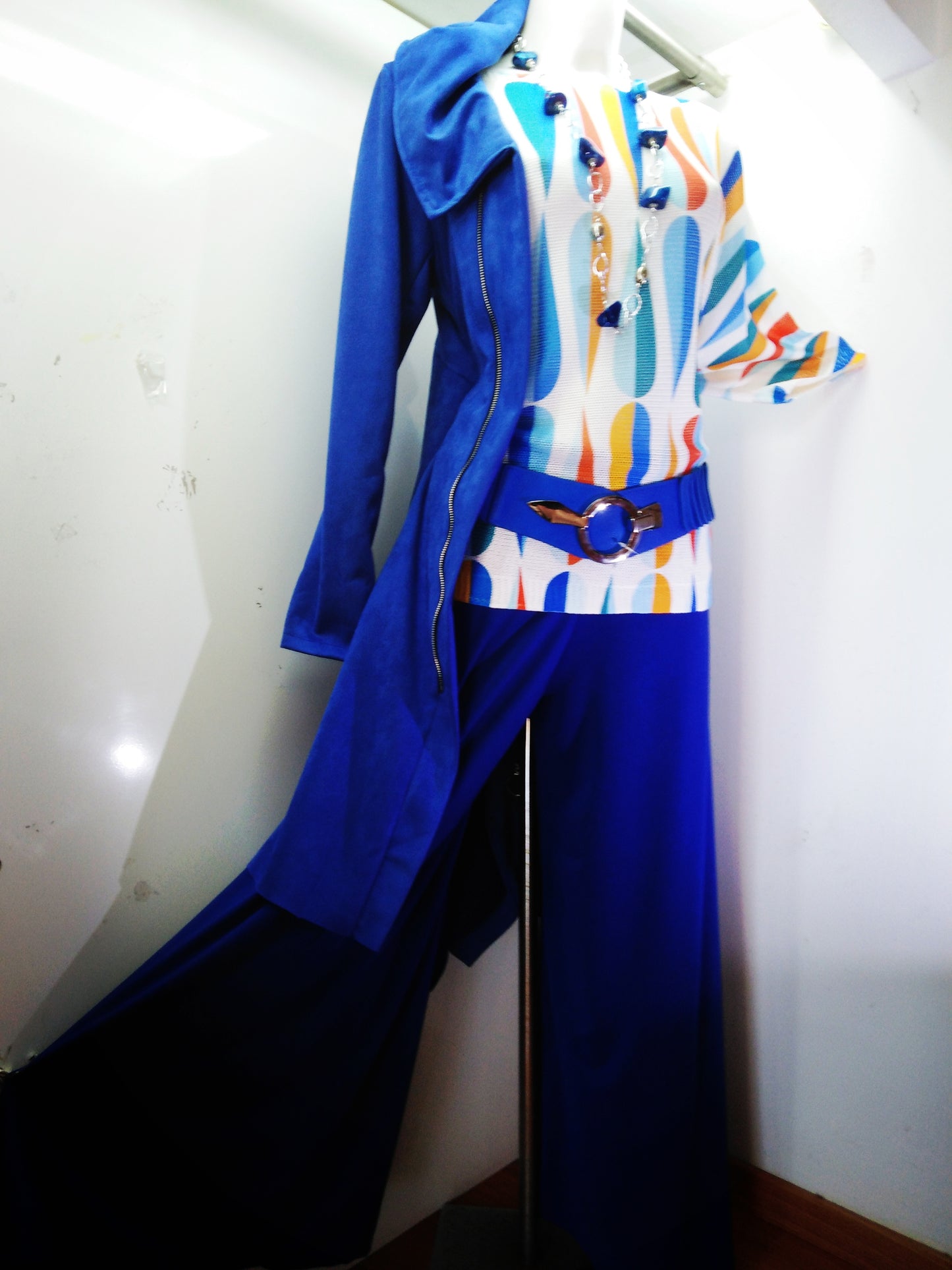 Blousa pop art - outletzenostia.it